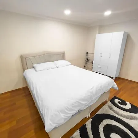 Ground Floor In A Quiet Area 17 イスタンブール