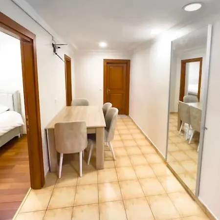 Апартаменты Ground Floor In A Quiet Area 17 Стамбул